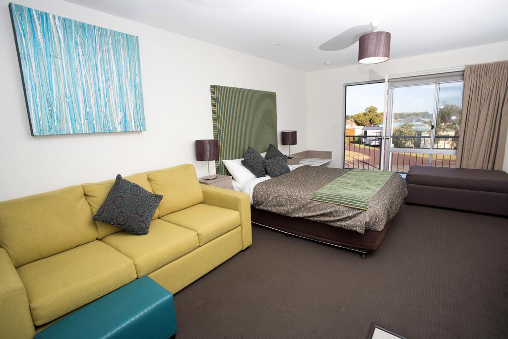 Big4 Port Fairy Holiday Park Extérieur photo